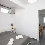 A&a House Mykonos B *